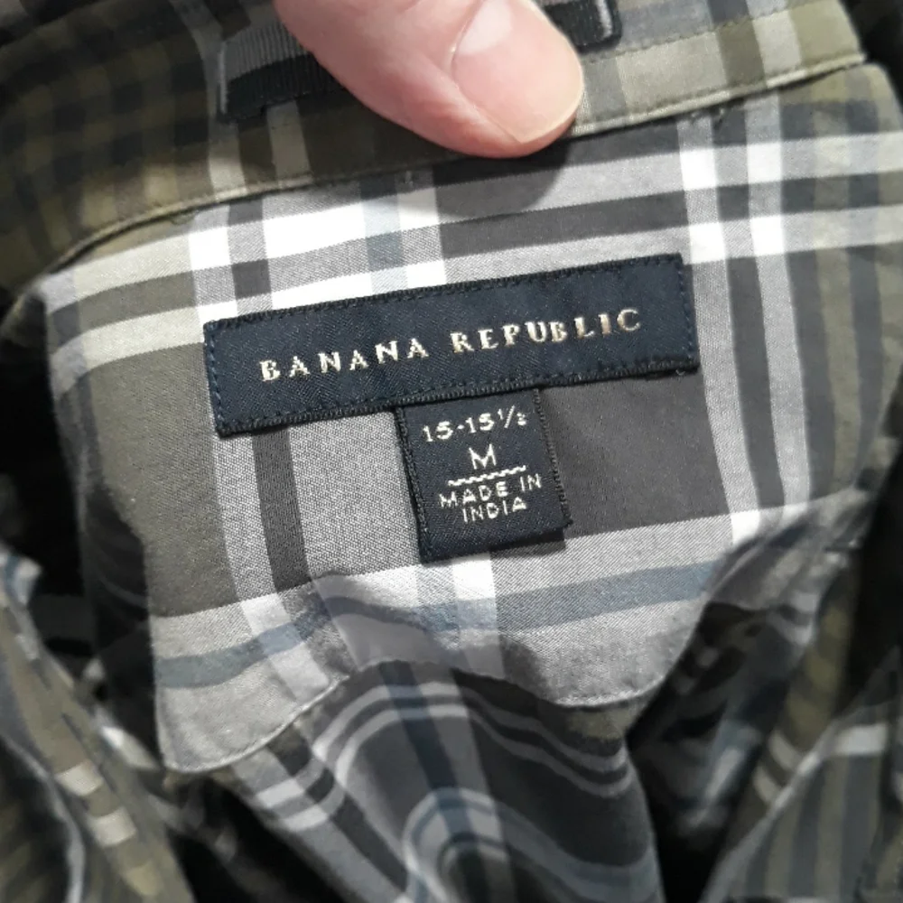 Banana Republic mens grey and green plaid cotton shirt. Medium